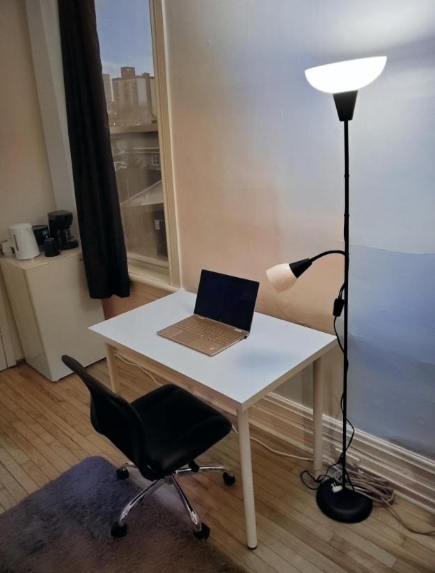 Booking-Eddy- Single Room With Self Check-In Hull Exterior photo