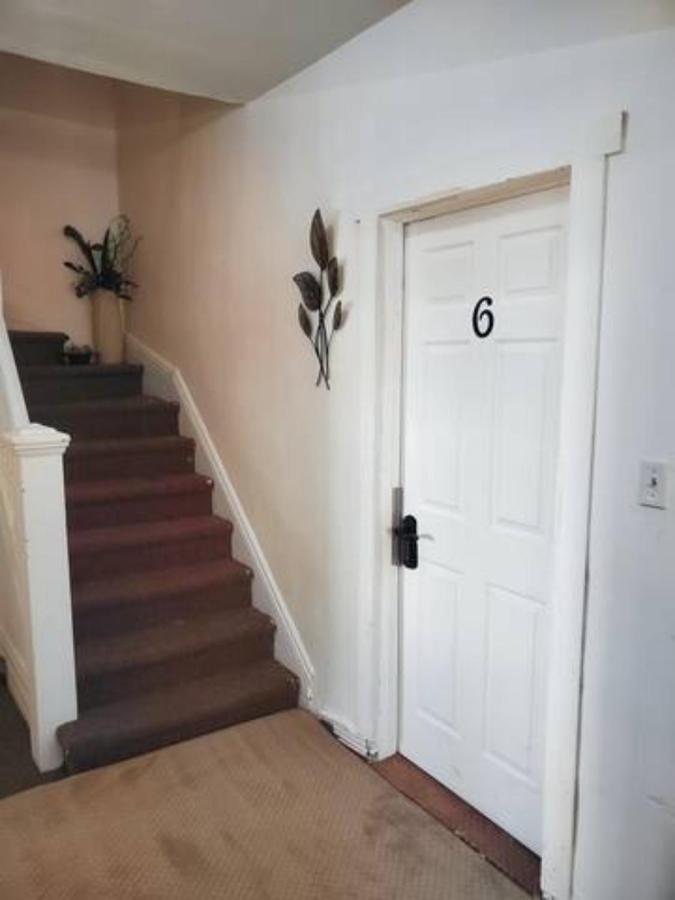 Booking-Eddy- Single Room With Self Check-In Hull Exterior photo